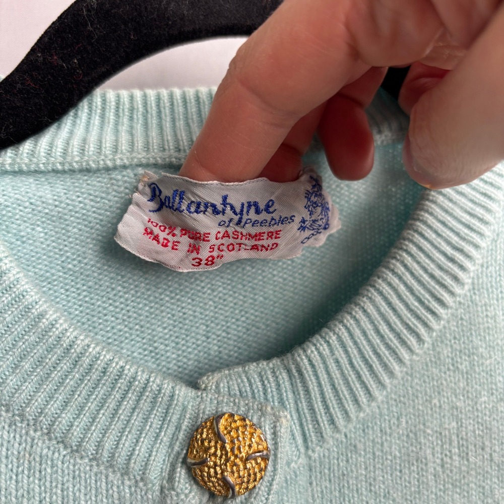 Vintage Ballantyne of Peebles 100% Cashmere Cardigan Scotland Blue 38 SEE Stains - Picture 3 of 8
